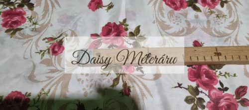 Pamutvászon prémium minőségben rózsaszín rózsák díszítő mintával fehér alapon