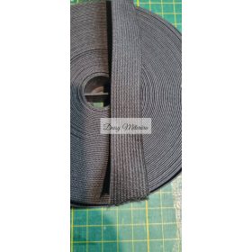 Fekete , kiváló minőségű 2,5 cm széles gumi.